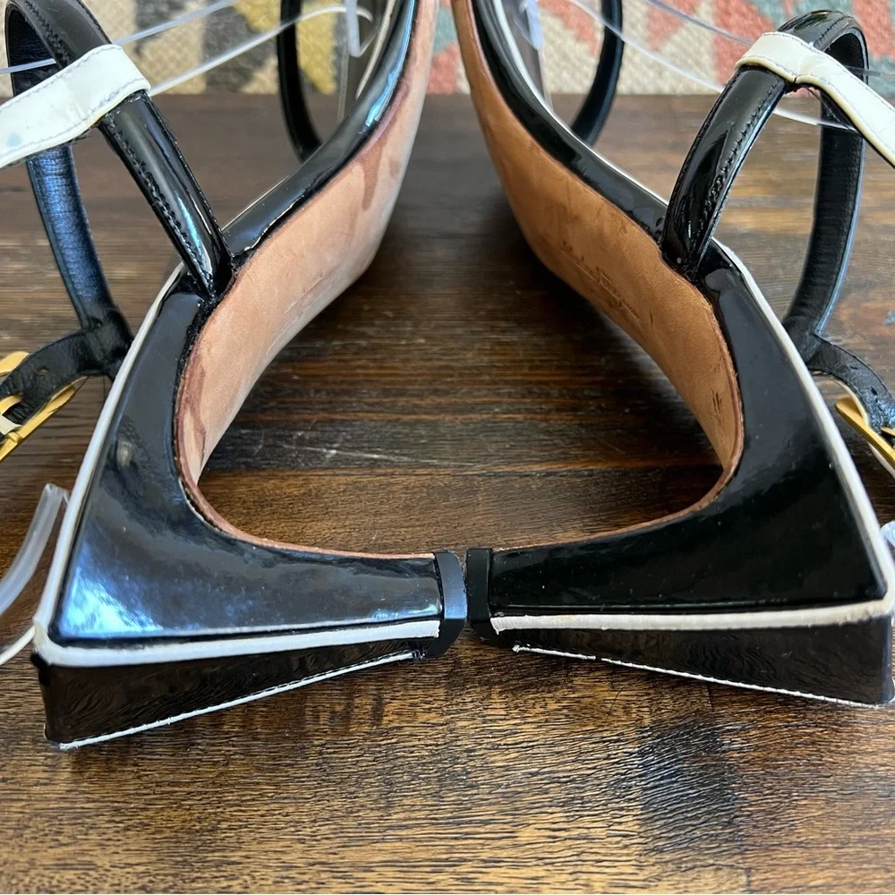 Salvatore Ferragamo Black Leather White Trim Strappy Slingback Sandals 9.5B